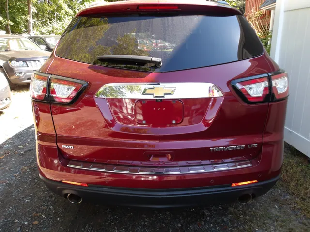 2016 Chevrolet Traverse LTZ photo 6