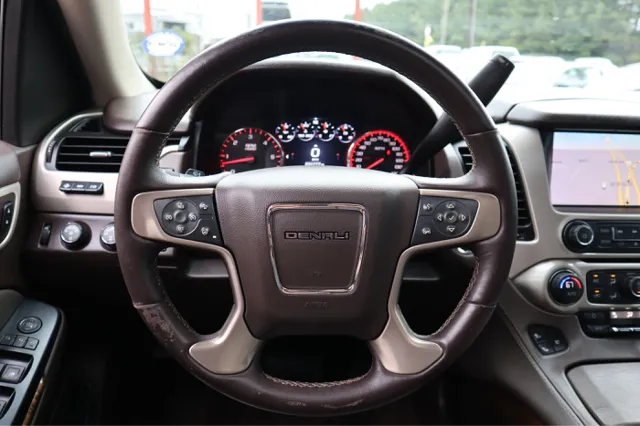 2015 Gmc Yukon Denali XL photo 13
