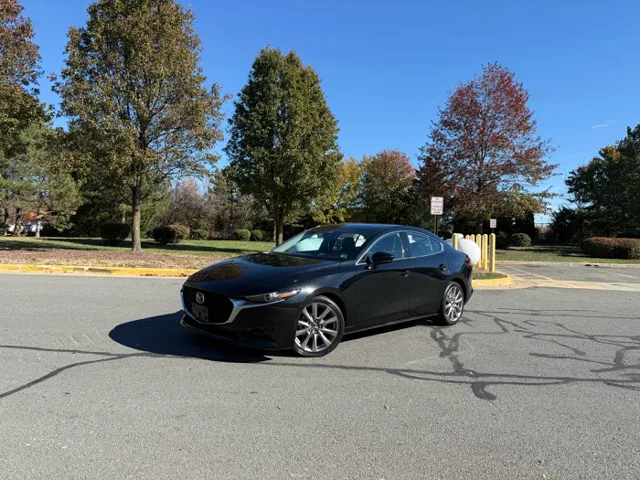 2019 Mazda Mazda3 Premium's photo