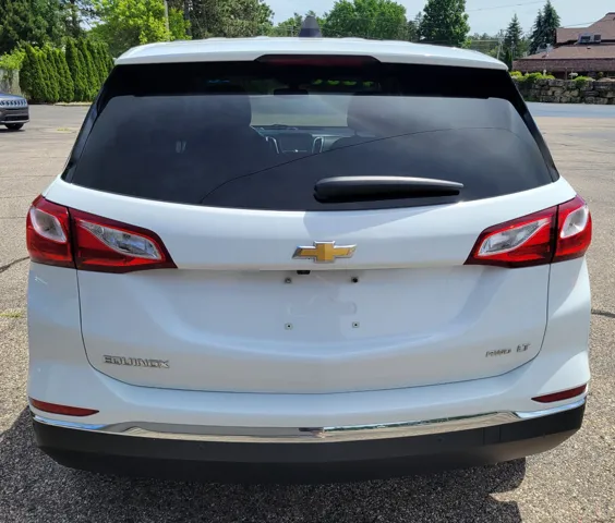 2018 Chevrolet Equinox LT - Photo 11