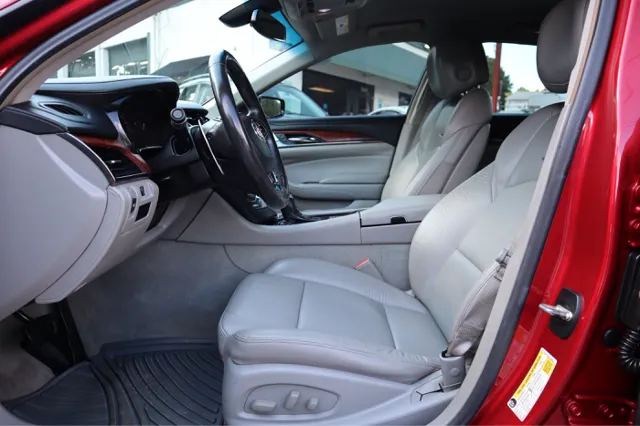 2014 Cadillac CTS Standard photo 12