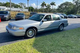 1998 Ford Crown Victoria Base's photo