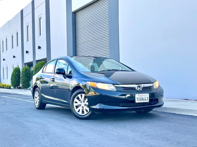 2012 Honda Civic LX Auto's photo