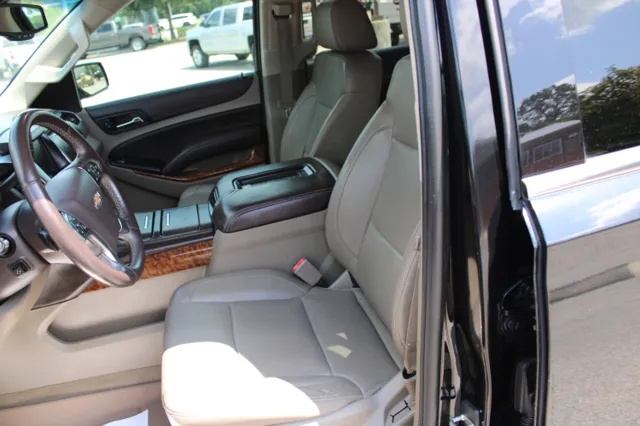 2015 Chevrolet Suburban LTZ - Photo 15
