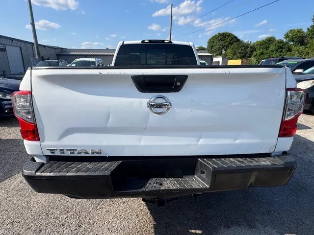 2017 Nissan Titan S - Photo 6
