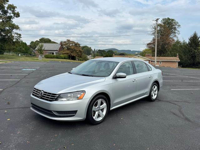 2015 Volkswagen Passat TDI SE 6M w/ Sunroof