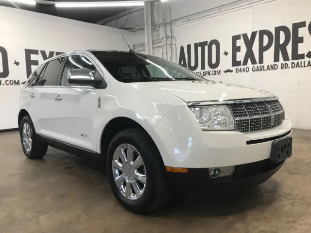 2009 Lincoln MKX Base's photo