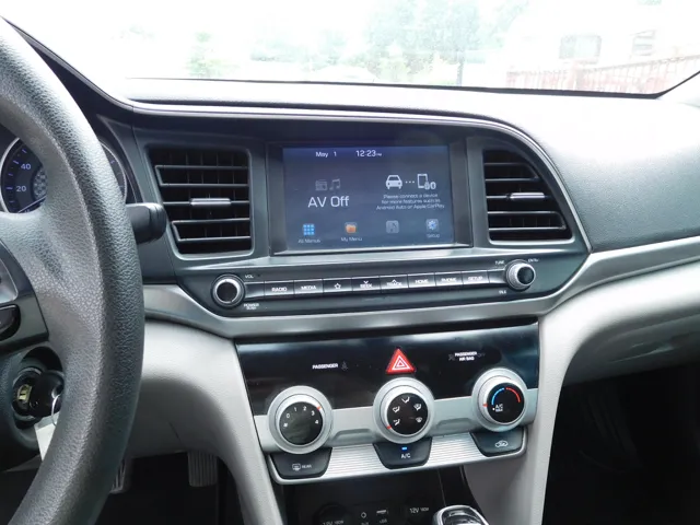 2019 Hyundai Elantra SEL - Photo 9