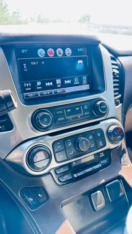 2019 Chevrolet Tahoe LT - Photo 12