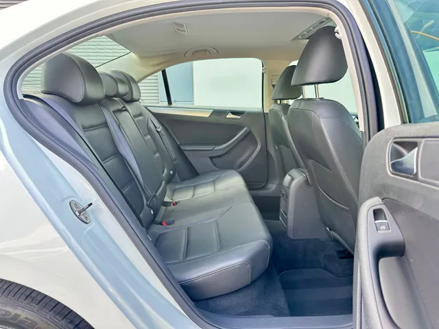 2014 Volkswagen Jetta SE - Photo 34