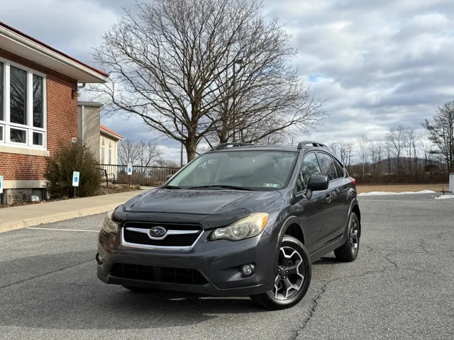 2013 Subaru XV Crosstrek Limited's photo
