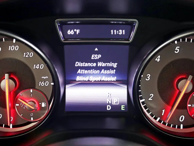2014 Mercedes Benz CLA 250 4MATIC photo 14