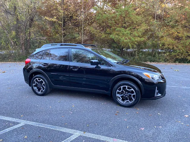 2016 Subaru Crosstrek 2.0i Premium photo 4