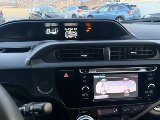 2015 Toyota Prius c Two - Photo 17