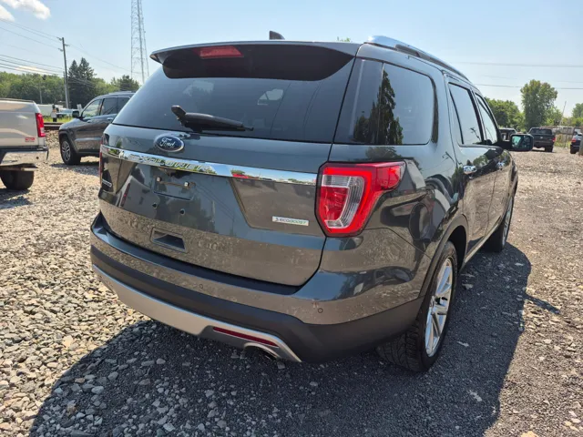 2017 Ford Explorer Limited - Photo 6