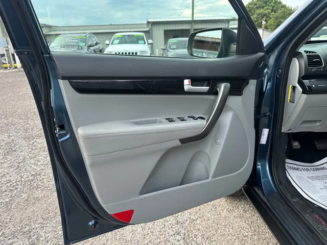 2015 Kia Sorento LX - Photo 11