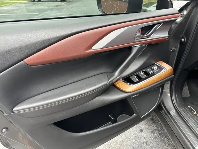 2017 Mazda CX-9 Signature - Photo 16