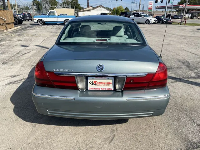 2005 Mercury Grand Marquis LS photo 2