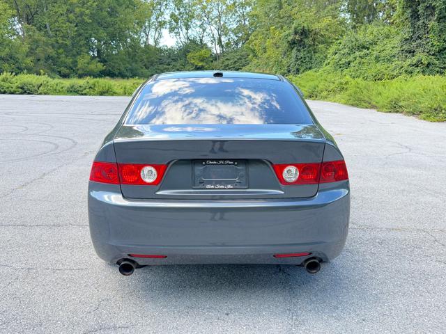 2005 Acura TSX 5-Speed AT