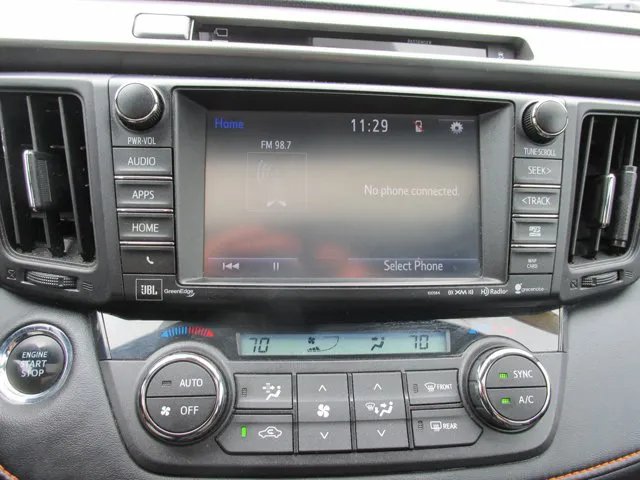 2016 Toyota RAV4 SE - Photo 14