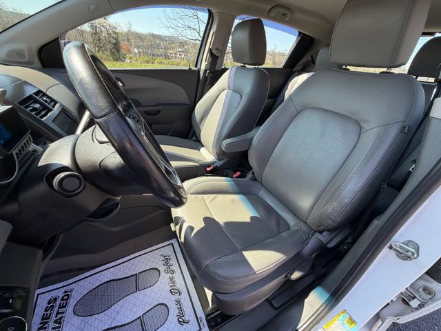 2013 Chevrolet Sonic 2LTZ Auto 5-Door