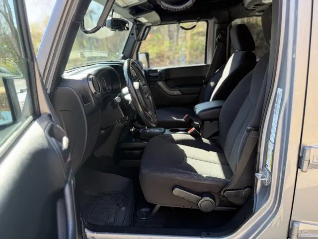 2014 Jeep Wrangler Unlimited Sport - Photo 22