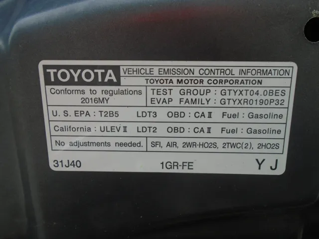 2016 Toyota 4Runner SR5 - Photo 9