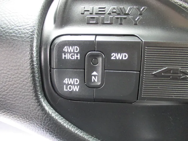 2020 Ram 3500 Laramie photo 8