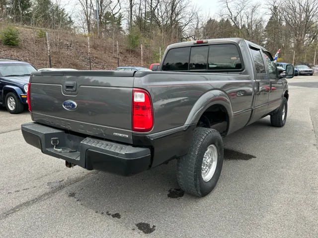 2002 Ford F-350 photo 4