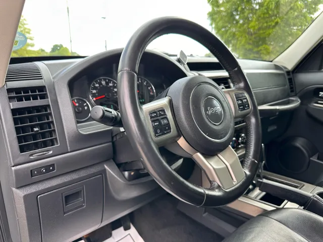 2011 Jeep Liberty Limited - Photo 42