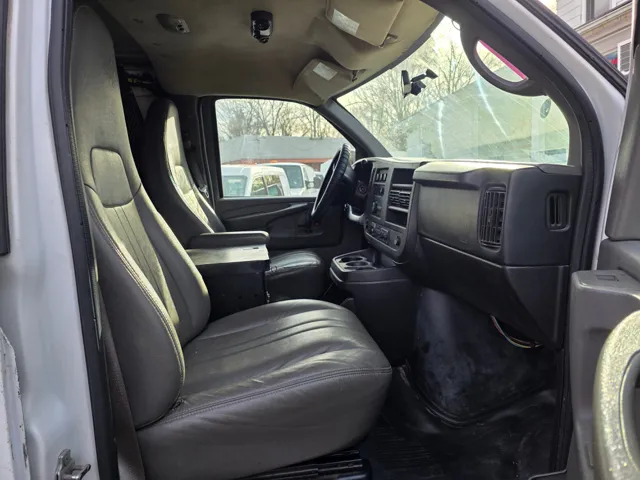 2013 Chevrolet Express Cargo Work Van - Photo 53