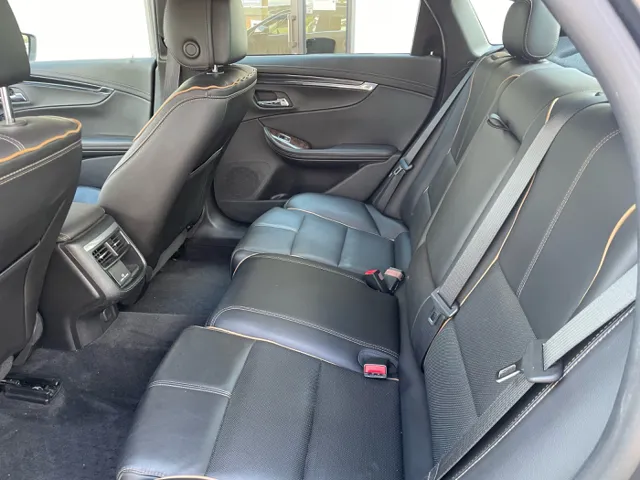 2014 Chevrolet Impala LTZ photo 12