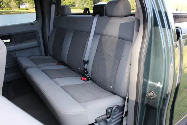 2004 Ford F-150 XLT - Photo 13