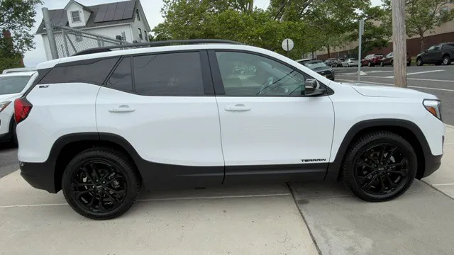 2021 GMC Terrain SLT AWD's photo