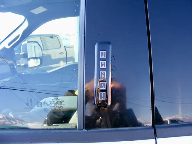 2023 Ford F-150 XLT - Photo 11