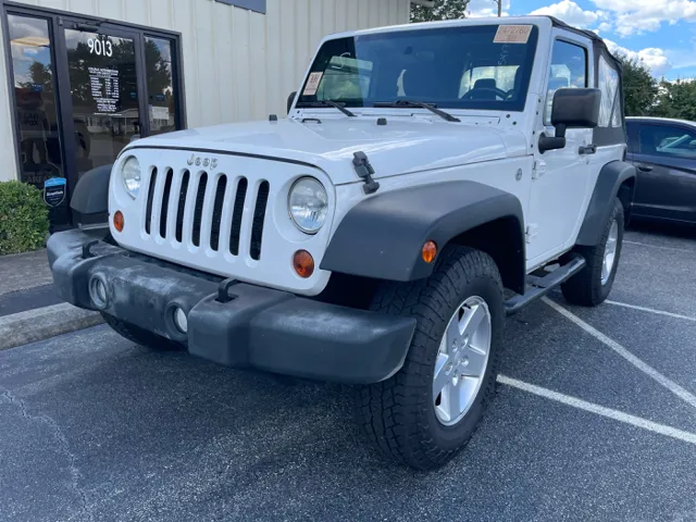 2013 Jeep Wrangler Sport photo 2