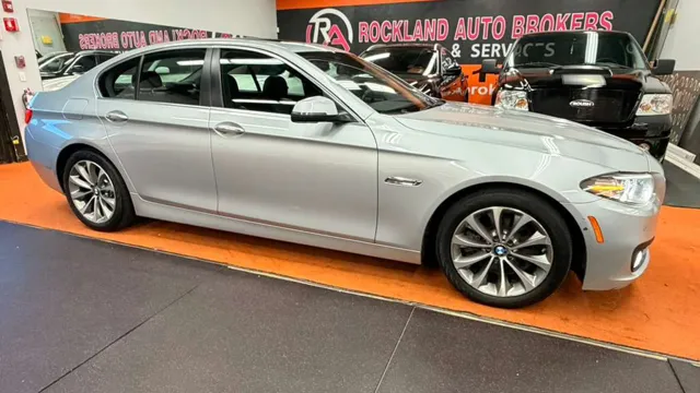 2016 BMW 5 Series 528i