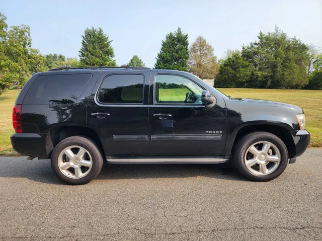 2011 Chevrolet Tahoe LT photo 5