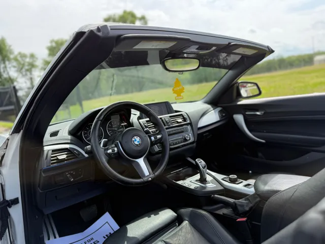2015 BMW 2 Series M235i - Photo 28