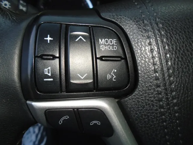 2019 Toyota Highlander SE - Photo 61