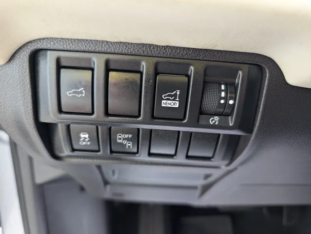 2019 Subaru Ascent Limited photo 8