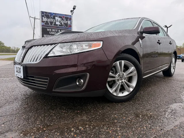 2011 Lincoln MKS FWD's photo