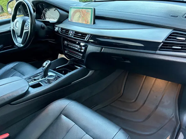 2016 BMW X6 xDrive35i - Photo 48