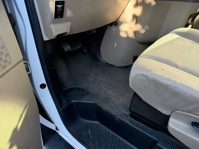 2012 Ford Econoline - Photo 46
