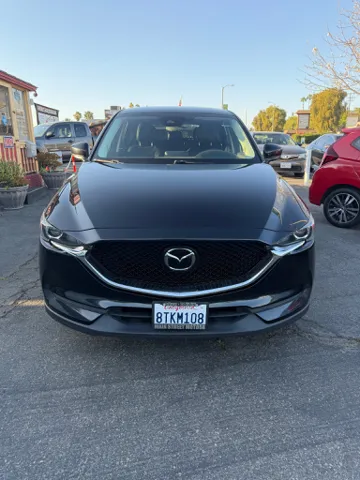 2020 Mazda CX-5 Touring Auto's photo