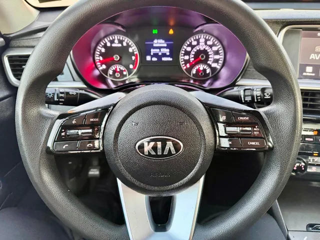 2020 Kia Optima LX - Photo 13