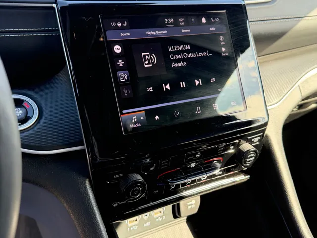 2024 Jeep Grand Cherokee Altitude - Photo 11