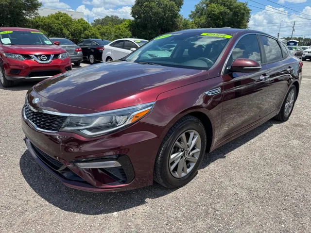 2019 Kia Optima LX AT's photo