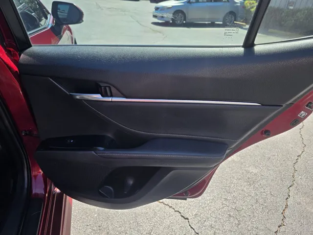 2018 Toyota Camry XSE - Photo 21
