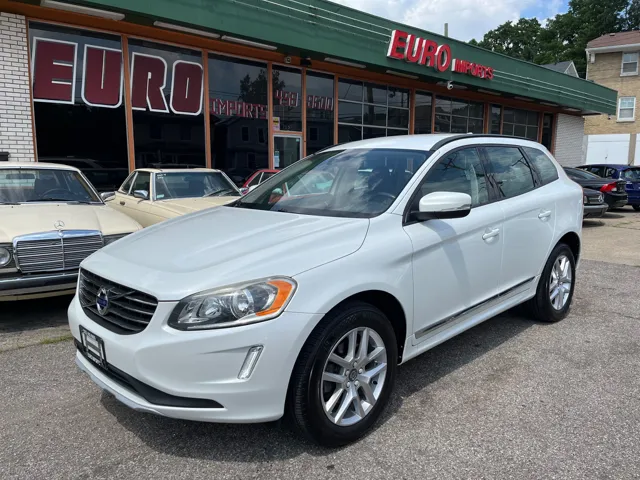 2017 Volvo XC60 T5 Dynamic - Photo 7